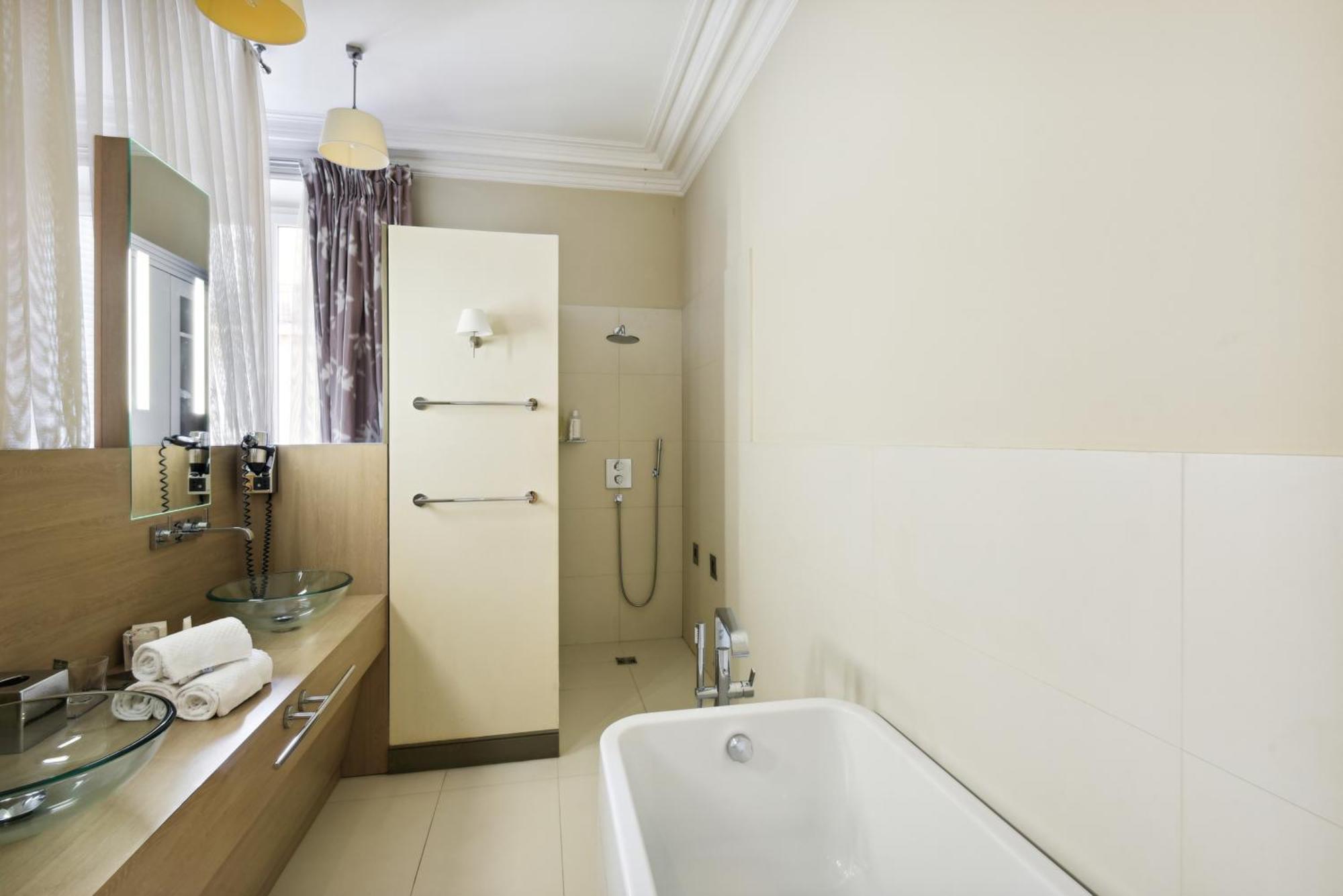 ホテル Le Paris Singulier 部屋 写真